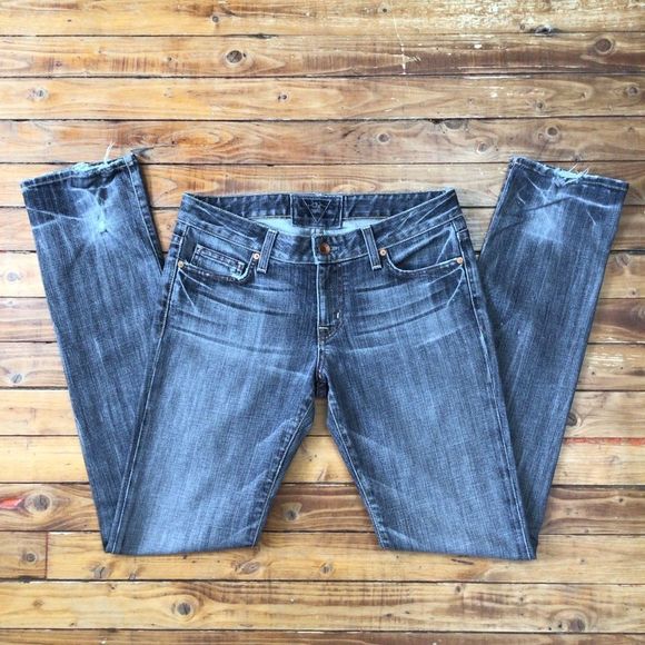 GUESS premium Vintage distressed jeans faded black ripped denim stretch size 29 - Picture 1 of 11